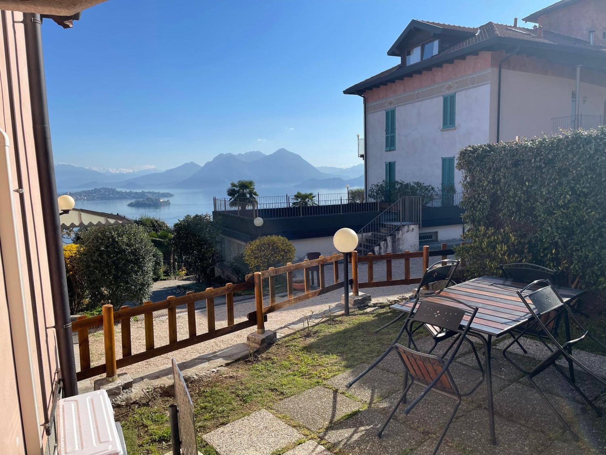 Rossana Apartment Lago Maggiore Baveno Exteriör bild